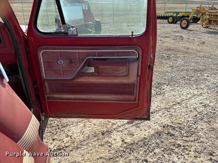 image for item EA4660 1978 Ford F150 Ranger pickup truck