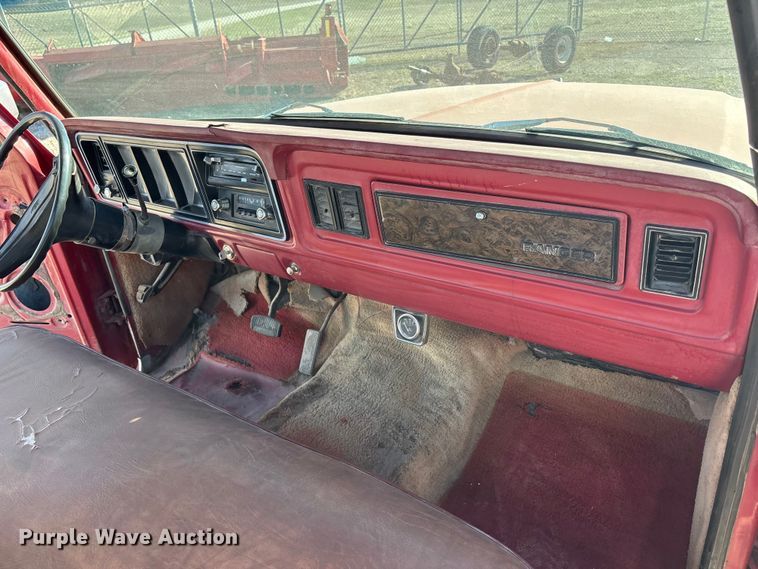 image for item EA4660 1978 Ford F150 Ranger pickup truck