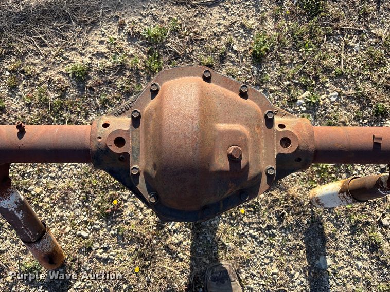 image for item EA4661 (2) axles