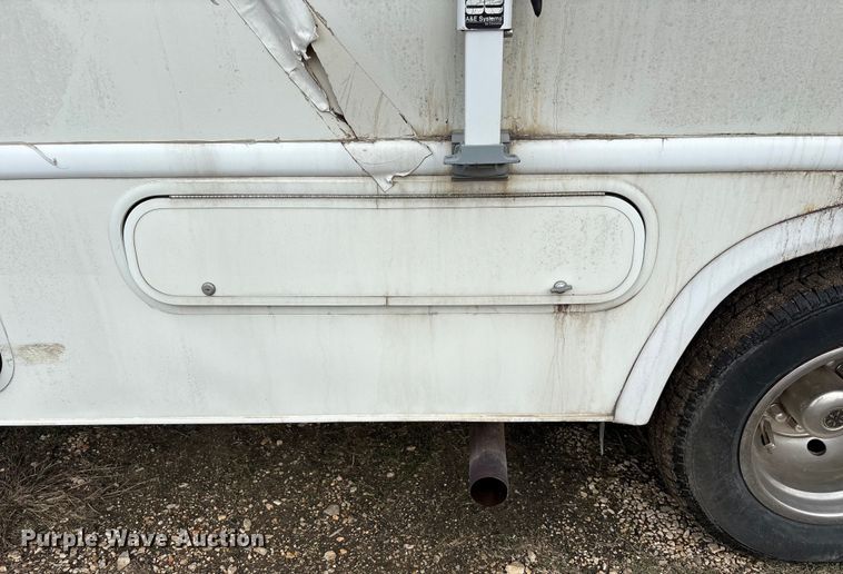 image for item EA7204 2007 Four Winds 31F RV