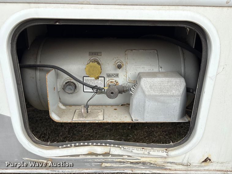 image for item EA7204 2007 Four Winds 31F RV