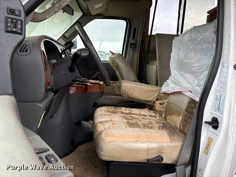 image for item EA7204 2007 Four Winds 31F RV