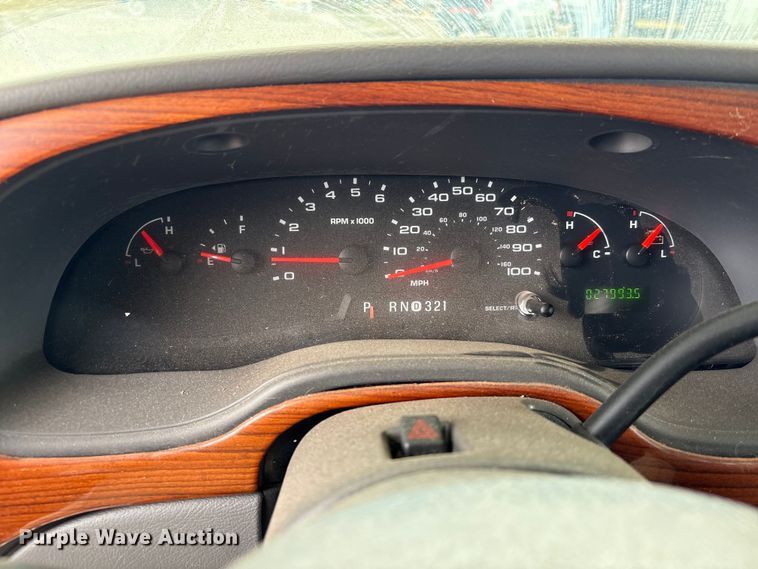 image for item EA7204 2007 Four Winds 31F RV