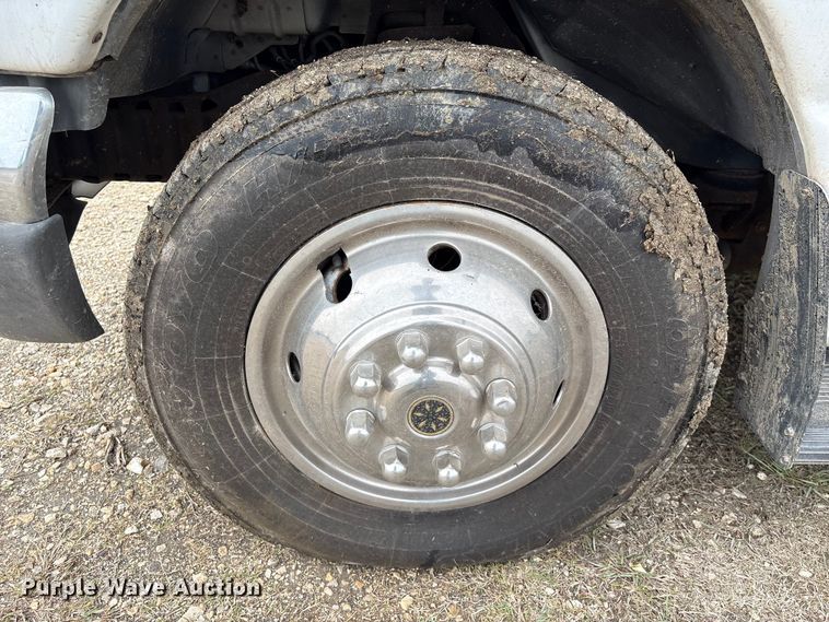 image for item EA7204 2007 Four Winds 31F RV