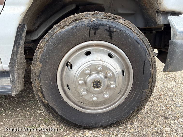 image for item EA7204 2007 Four Winds 31F RV