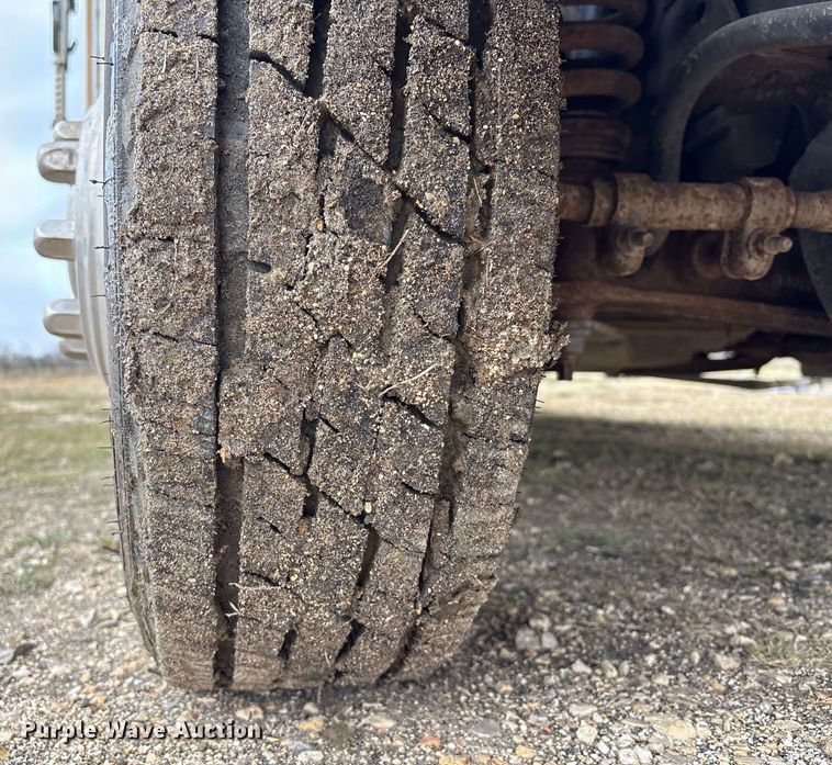 image for item EA7204 2007 Four Winds 31F RV