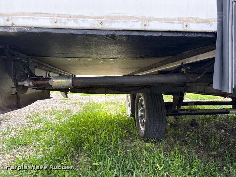 image for item EA7209 2014 Sabre Forest River 250RLUD camper