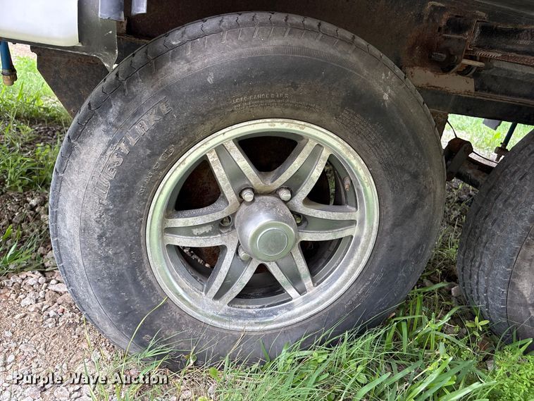 image for item EA7209 2014 Sabre Forest River 250RLUD camper