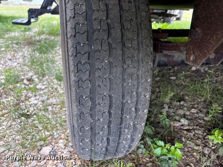 image for item EA7209 2014 Sabre Forest River 250RLUD camper