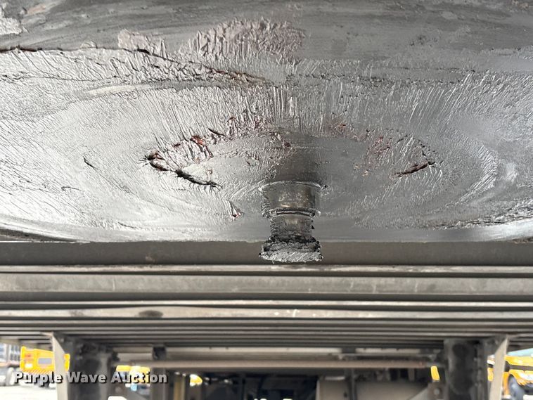 image for item EA7226 2018 Wabash refrigerated van trailer