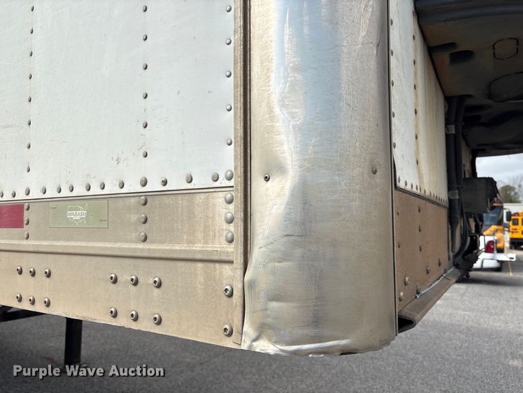 image for item EA7226 2018 Wabash refrigerated van trailer