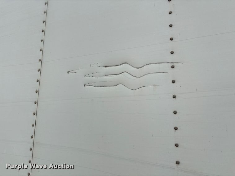 image for item EA7226 2018 Wabash refrigerated van trailer