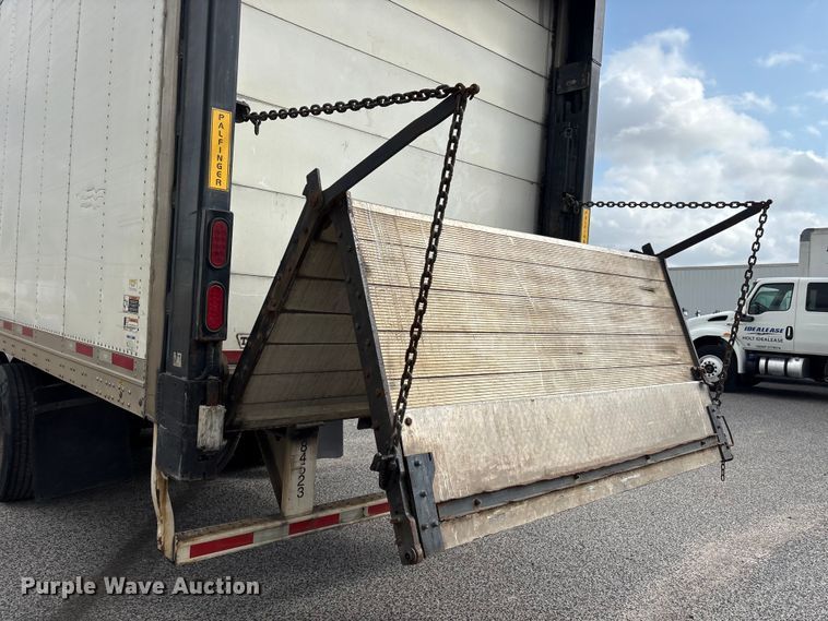 image for item EA7226 2018 Wabash refrigerated van trailer