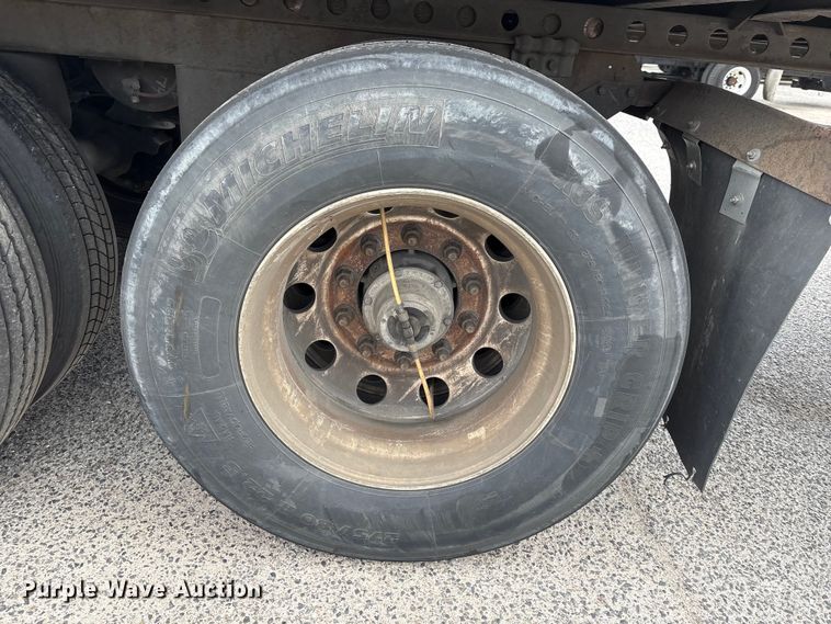 image for item EA7226 2018 Wabash refrigerated van trailer