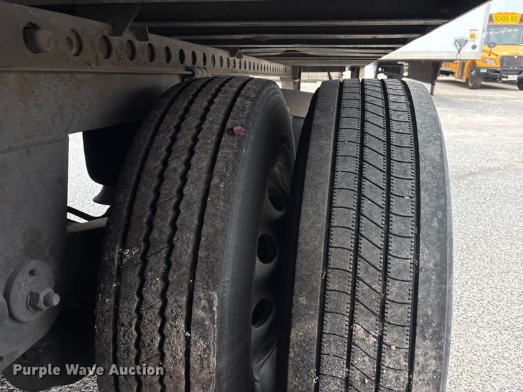 image for item EA7226 2018 Wabash refrigerated van trailer