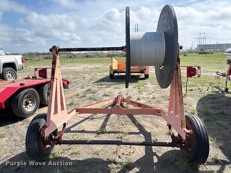 image for item EA7233 Reel trailer