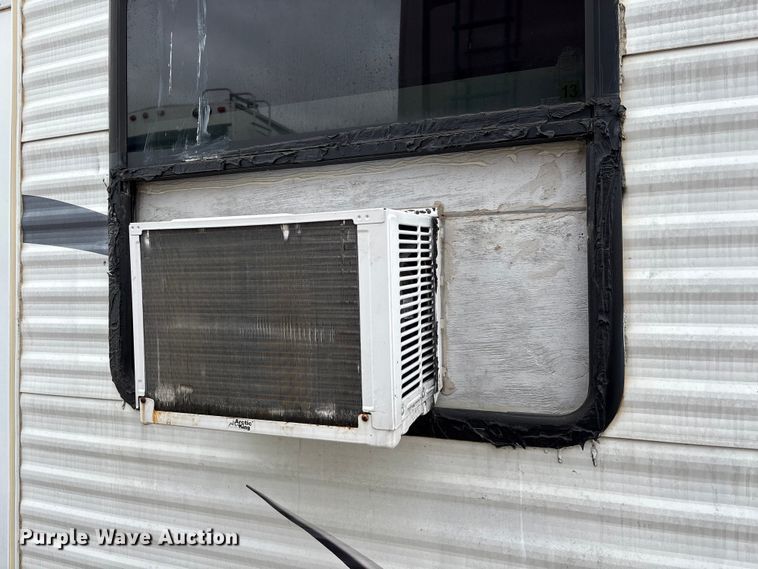 image for item EA7234 2012 Puma Towables Palamino Camper