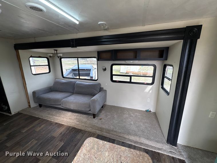 image for item EA7234 2012 Puma Towables Palamino Camper