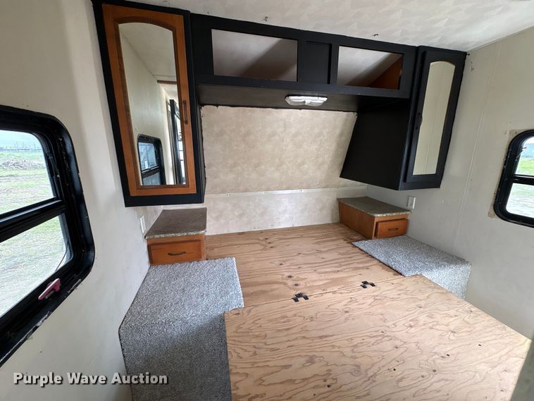 image for item EA7234 2012 Puma Towables Palamino Camper