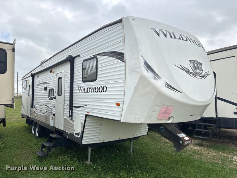 image for item EA7235 2014 Wildwood Forest River camper