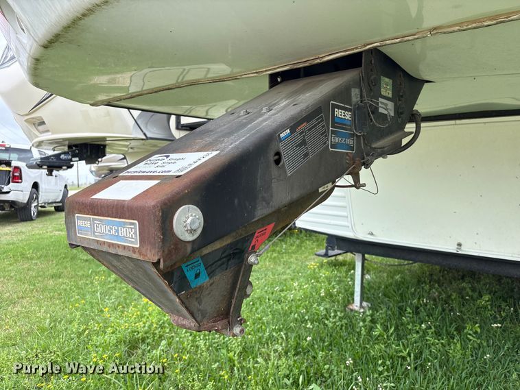 image for item EA7235 2014 Wildwood Forest River camper