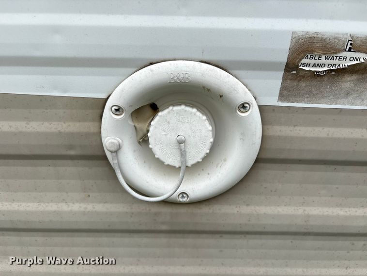 image for item EA7235 2014 Wildwood Forest River camper