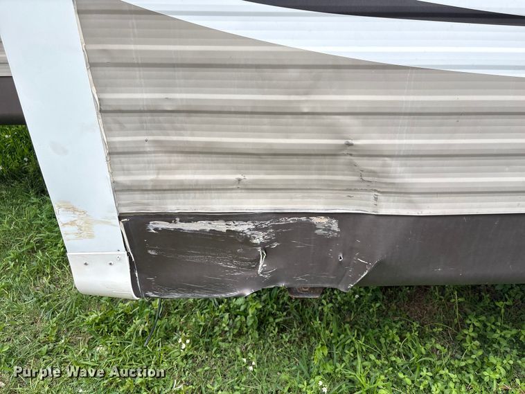 image for item EA7235 2014 Wildwood Forest River camper