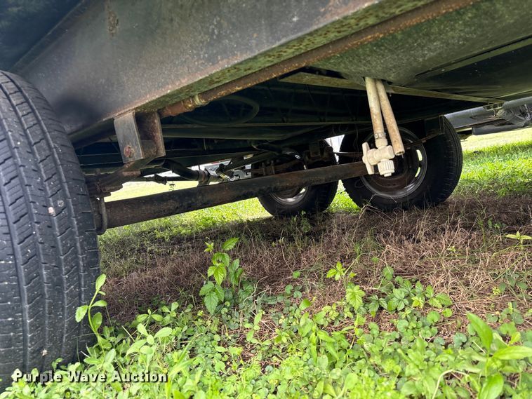 image for item EA7235 2014 Wildwood Forest River camper