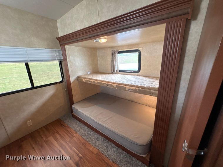 image for item EA7235 2014 Wildwood Forest River camper