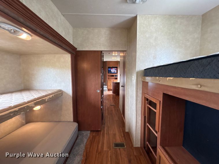 image for item EA7235 2014 Wildwood Forest River camper