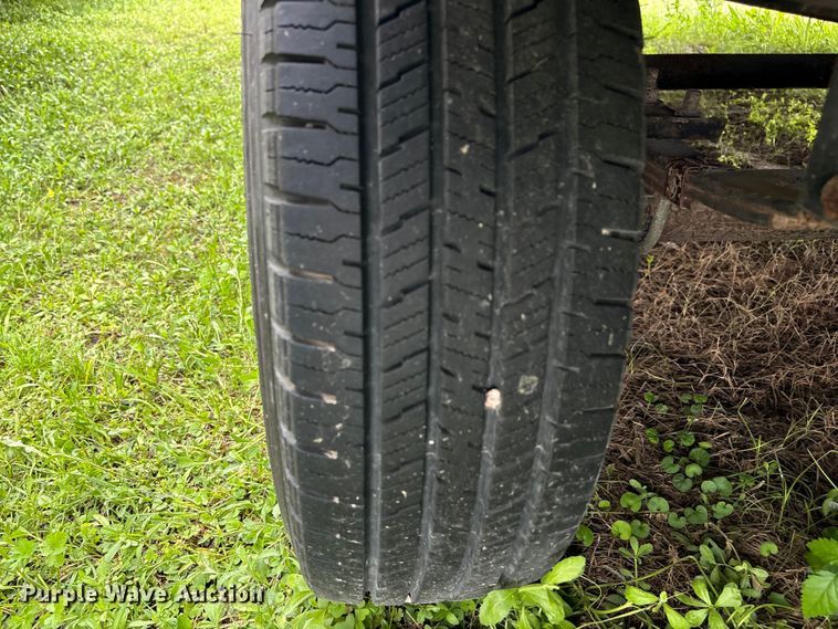 image for item EA7235 2014 Wildwood Forest River camper