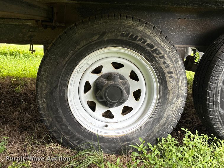 image for item EA7235 2014 Wildwood Forest River camper