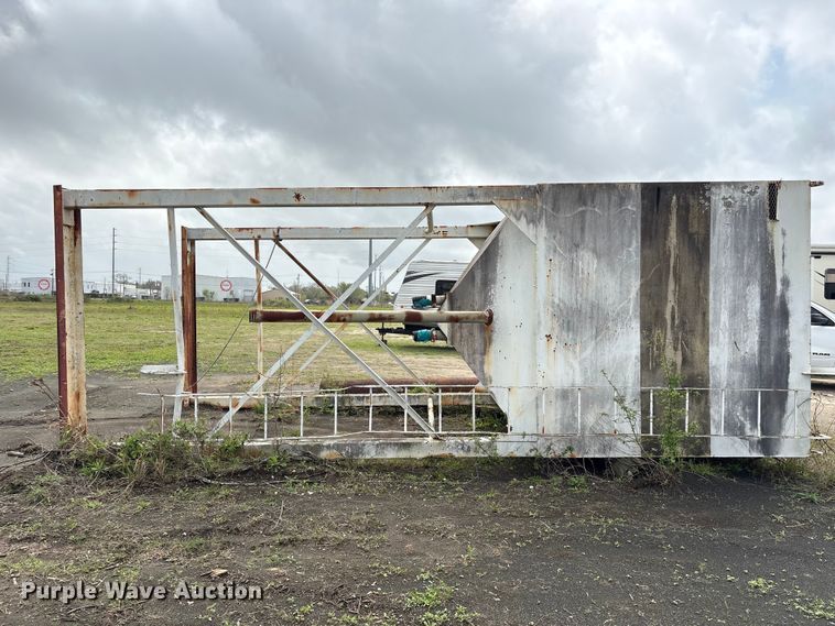 image for item EA7236 Concrete silo