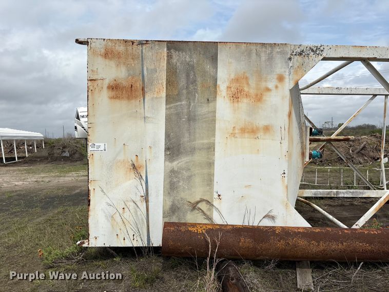 image for item EA7236 Concrete silo