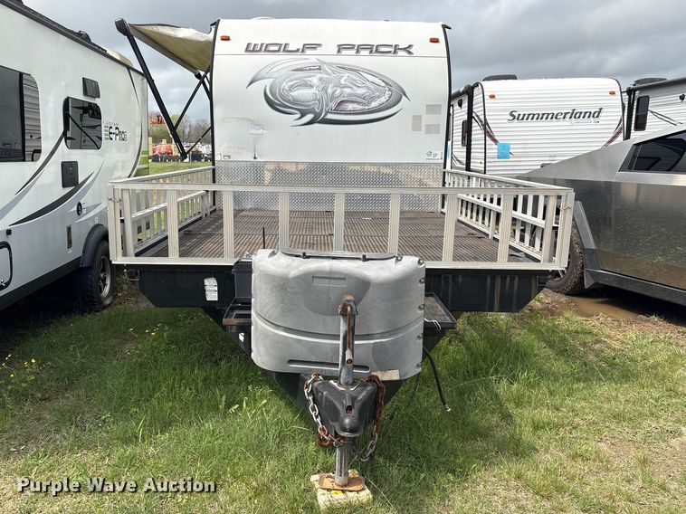 image for item EA7237 2014 Forest River Wolf Pack toy hauler camper
