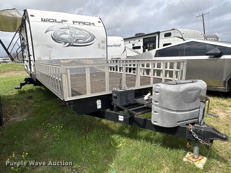image for item EA7237 2014 Forest River Wolf Pack toy hauler camper