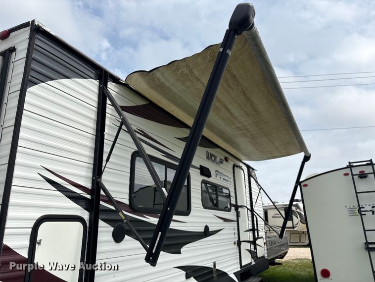 image for item EA7237 2014 Forest River Wolf Pack toy hauler camper