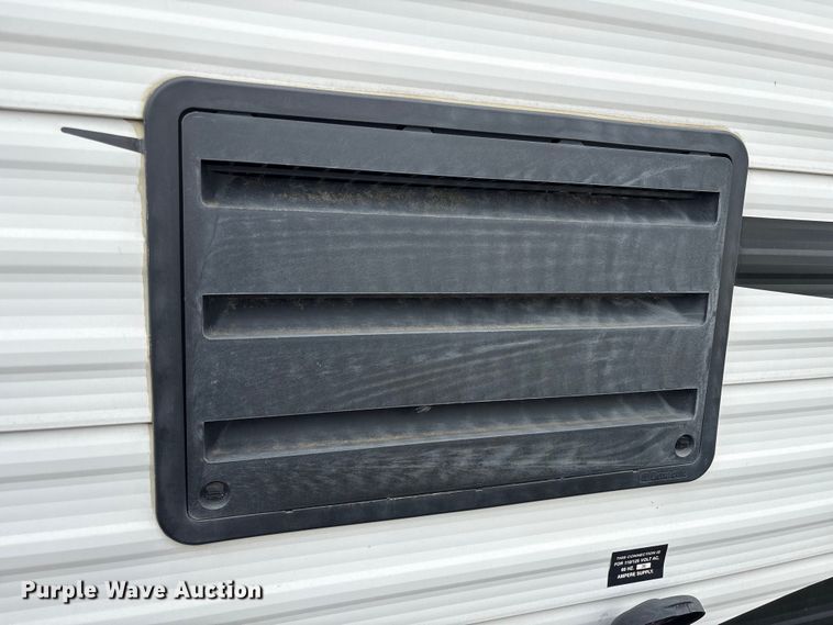 image for item EA7237 2014 Forest River Wolf Pack toy hauler camper