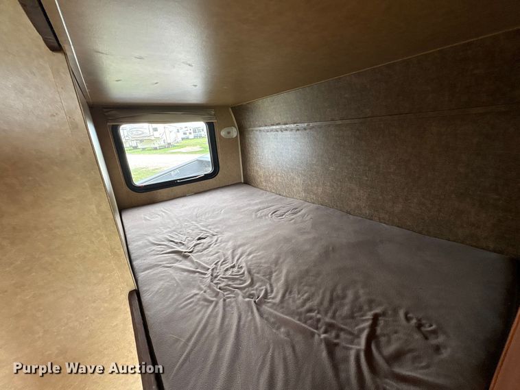 image for item EA7237 2014 Forest River Wolf Pack toy hauler camper