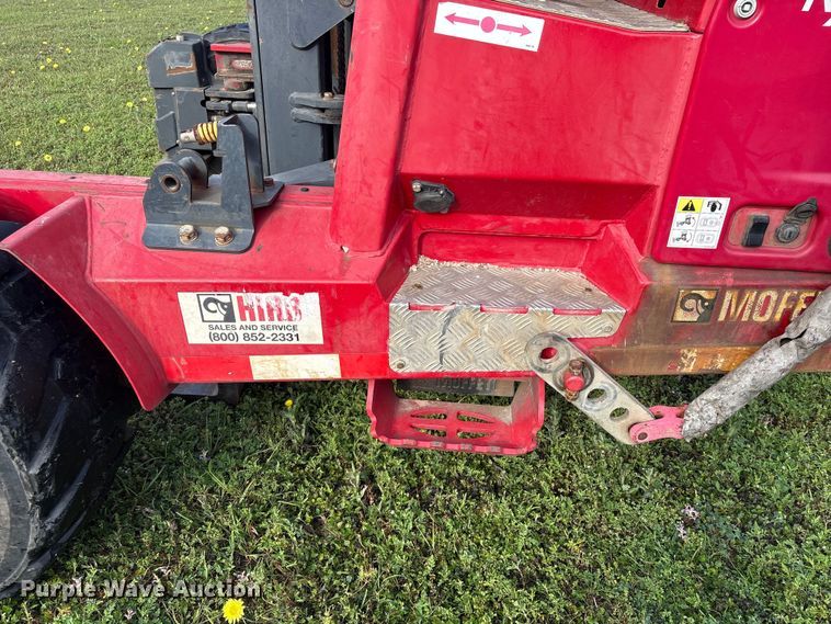 image for item EA7266 2016 Moffett M8 55.4 forklift