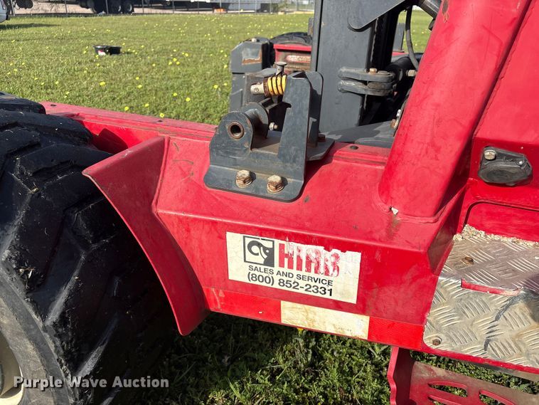 image for item EA7266 2016 Moffett M8 55.4 forklift