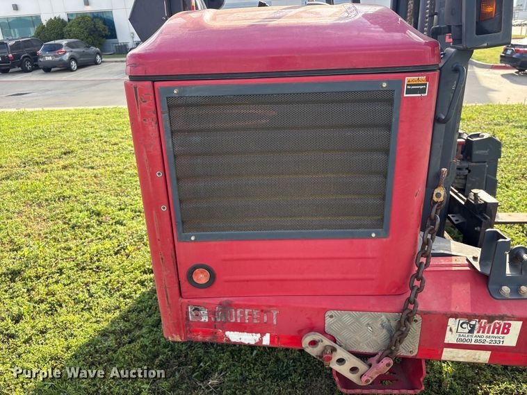 image for item EA7266 2016 Moffett M8 55.4 forklift