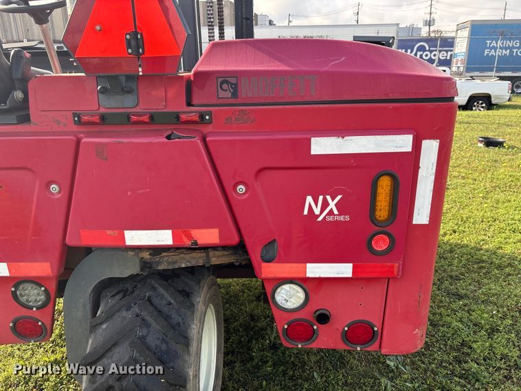 image for item EA7266 2016 Moffett M8 55.4 forklift