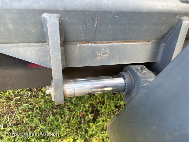 image for item EA7266 2016 Moffett M8 55.4 forklift