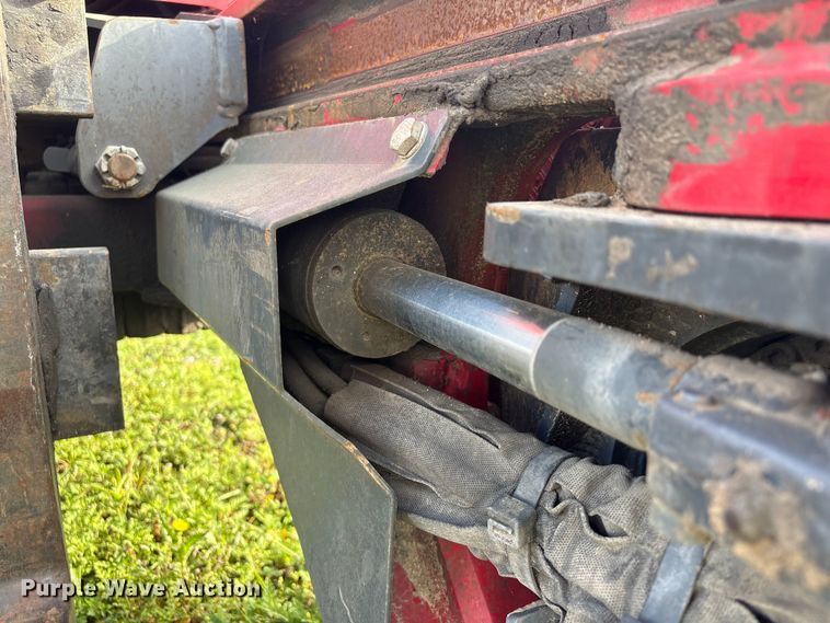 image for item EA7266 2016 Moffett M8 55.4 forklift