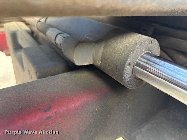 image for item EA7266 2016 Moffett M8 55.4 forklift