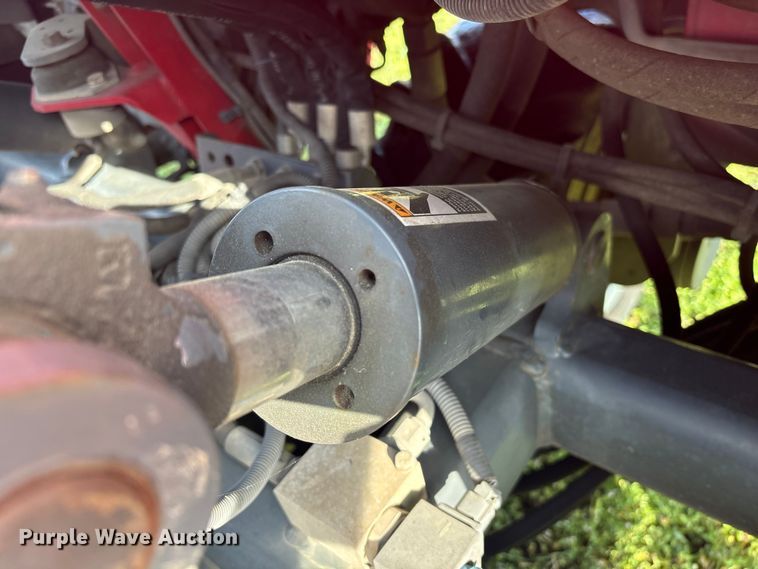 image for item EA7266 2016 Moffett M8 55.4 forklift