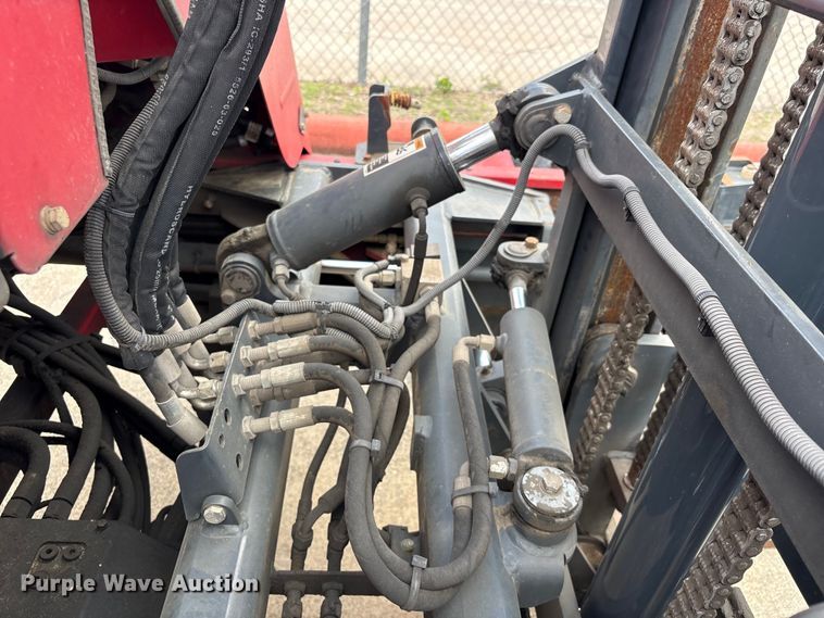 image for item EA7266 2016 Moffett M8 55.4 forklift