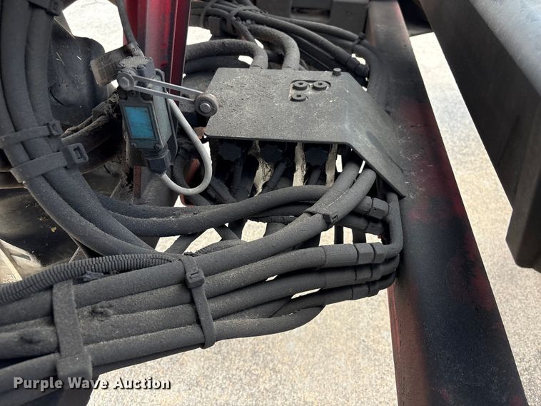 image for item EA7266 2016 Moffett M8 55.4 forklift