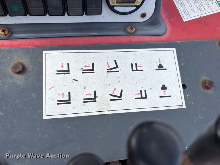 image for item EA7266 2016 Moffett M8 55.4 forklift